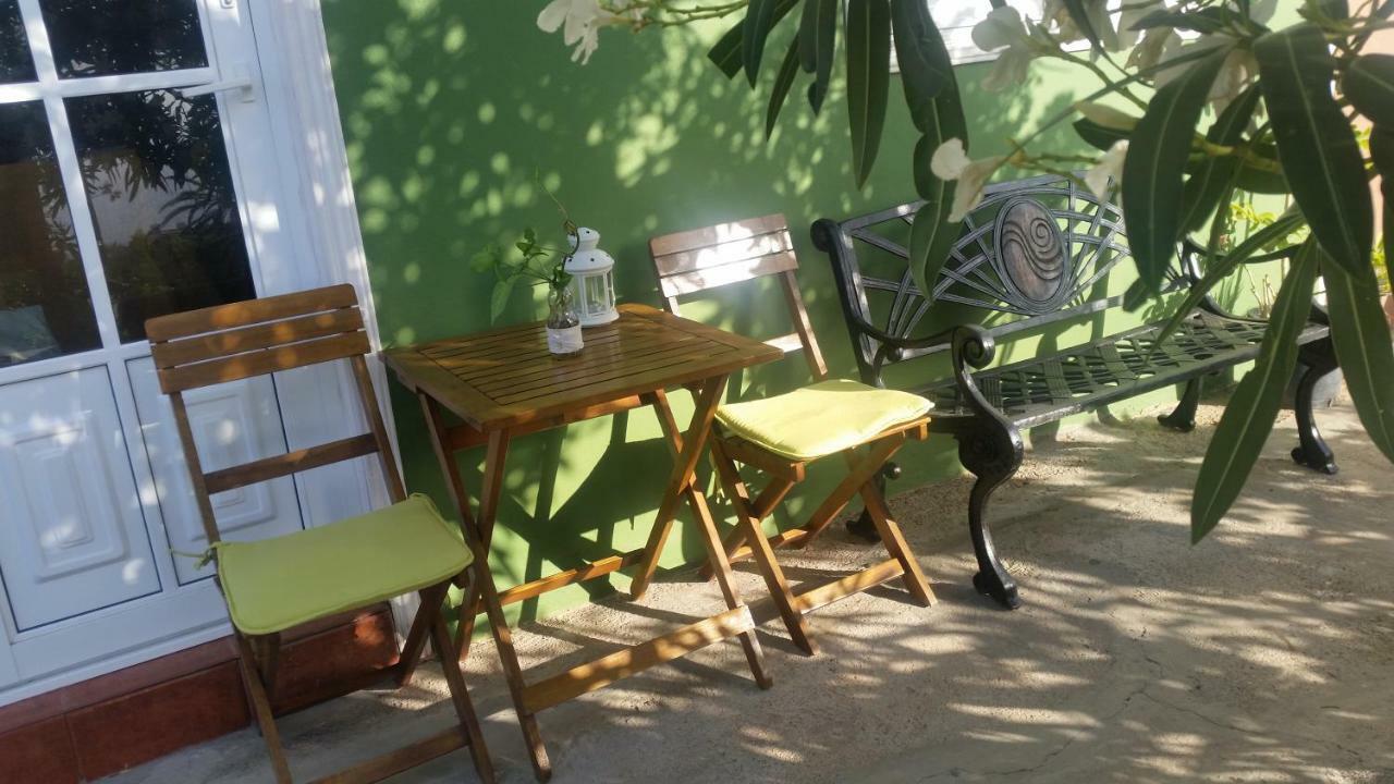 Alojera Vv - Casa Clary -Finca Medina מראה חיצוני תמונה